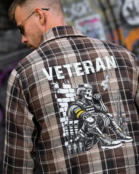 Сорочка Born of War з принтом Veteran коричнева розмір S buy97597frs-S фото
